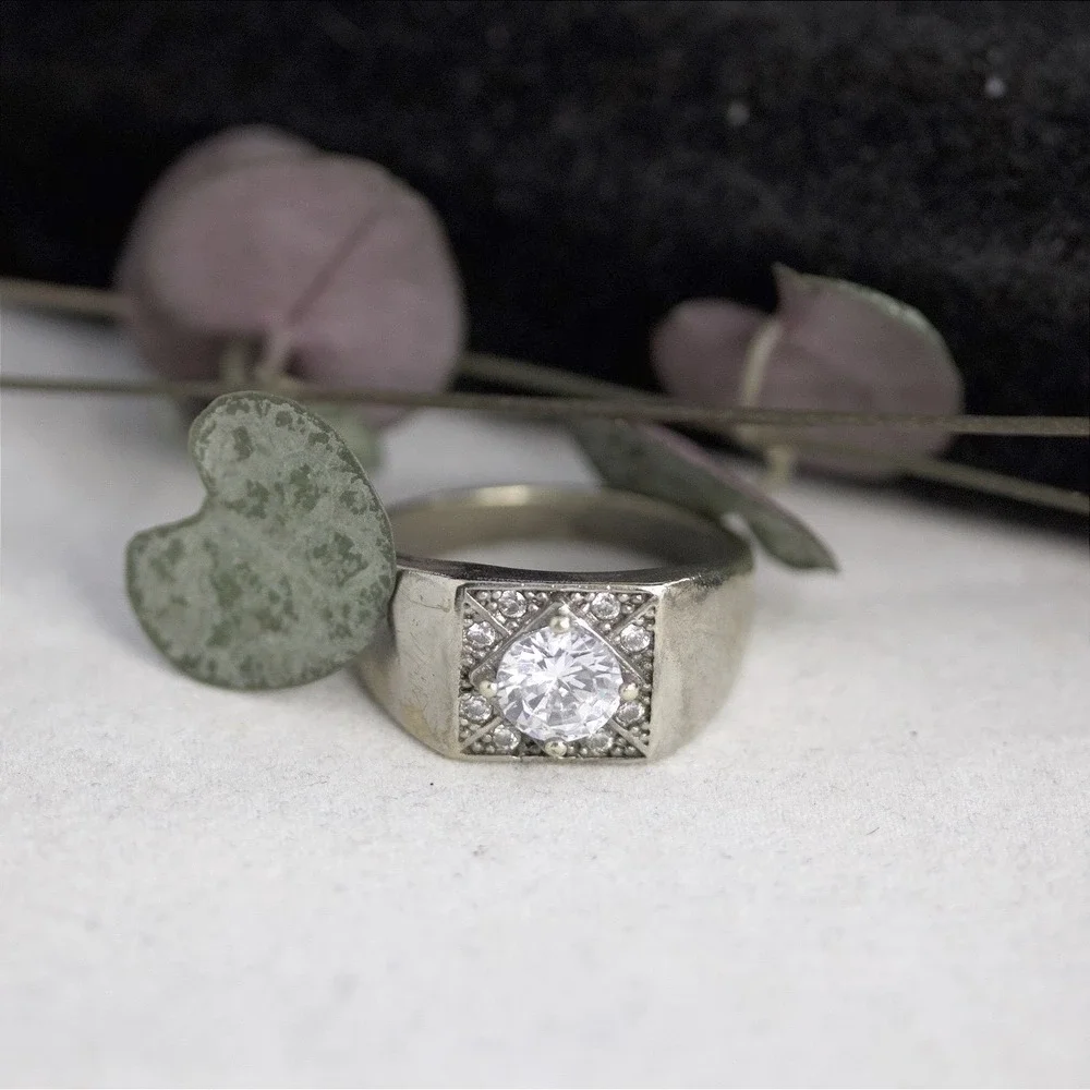 Sterling Silver 925 Signet Ring Round Cut stone Square Face Mens Size 11